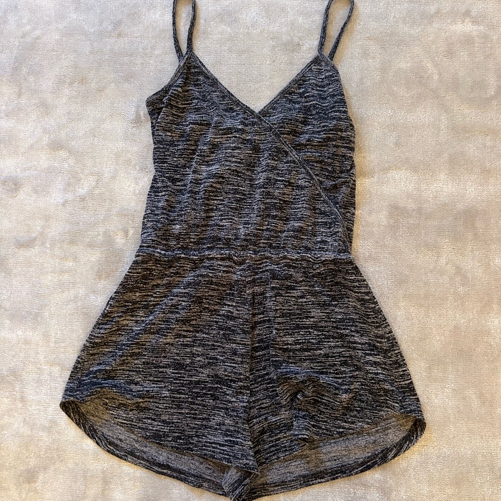 Women's Gray Sleeveless Romper - Picture 1 of 3